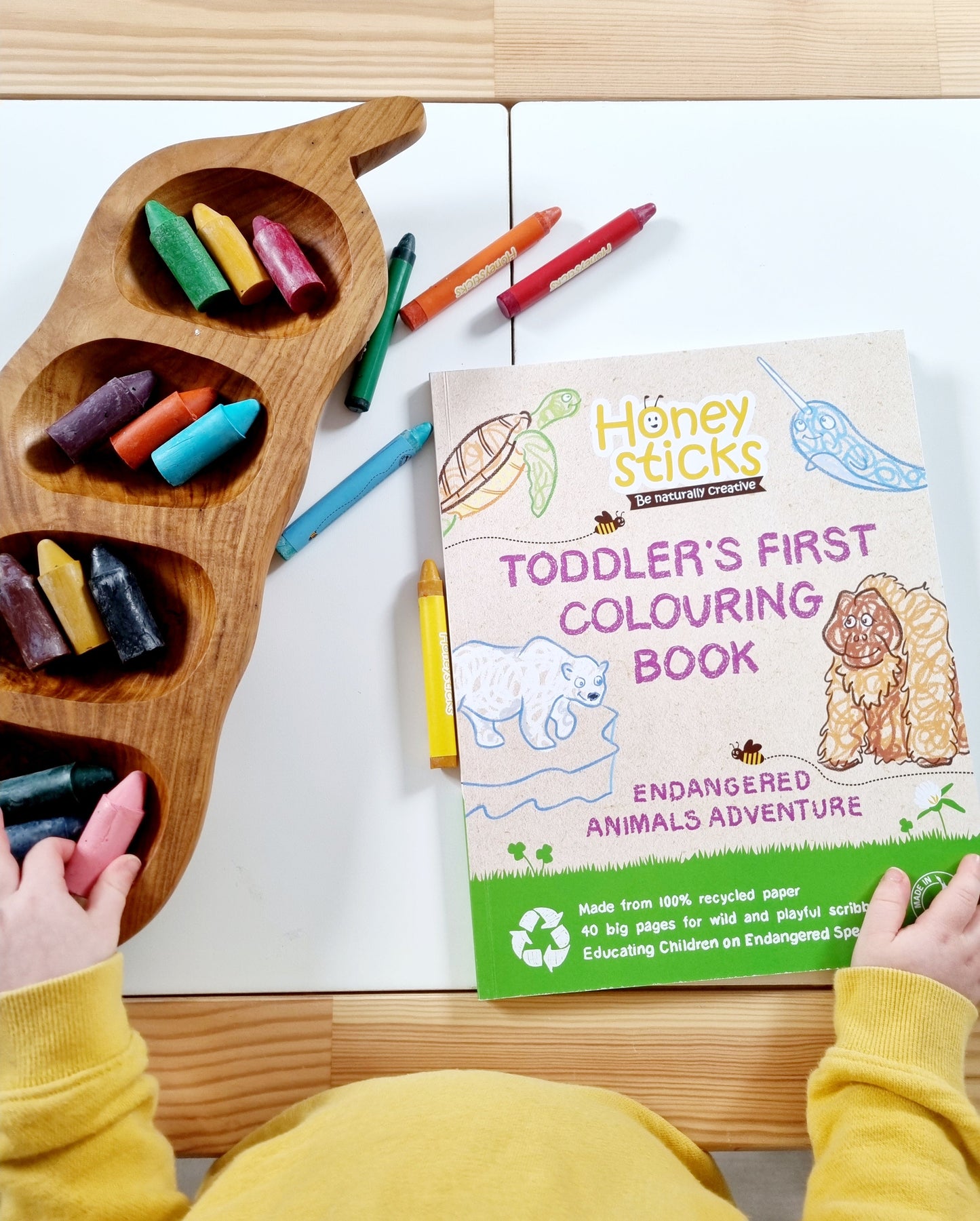 The Creative Kid Colouring Set - Endangered Animals Adventure